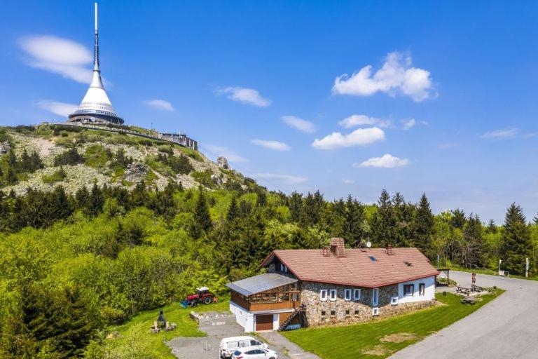 Horska Chata Jestedka Svetla pod Jestedem Екстериор снимка